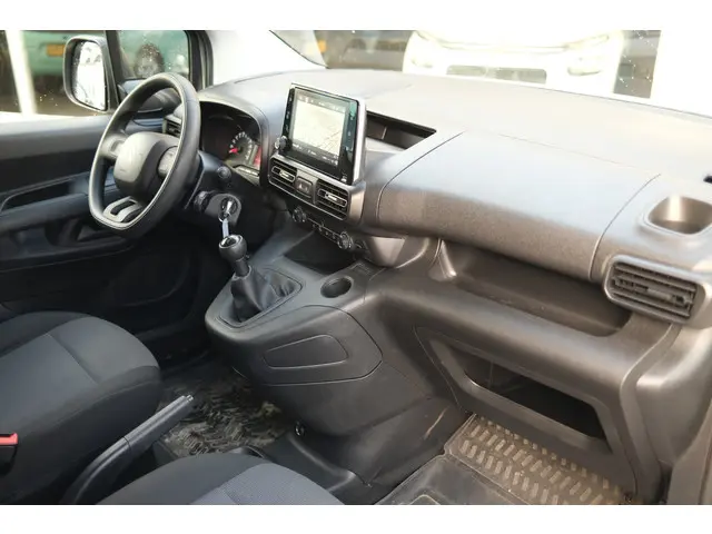 Citroën Berlingo Van BlueHDi 75 2021 Diesel 12