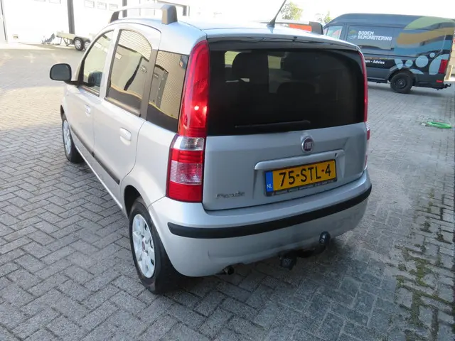Fiat Panda 1.2 Edizione Cool 5 deurs airco 2011 Benzine 4