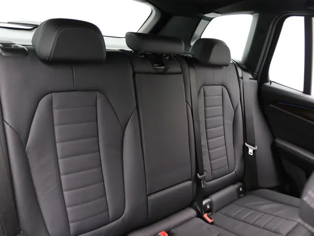 BMW X3 xDrive30e 2020 Hybride Benzine 27