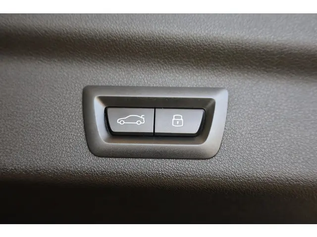 BMW X1 xDrive23i 2024 Benzine 29