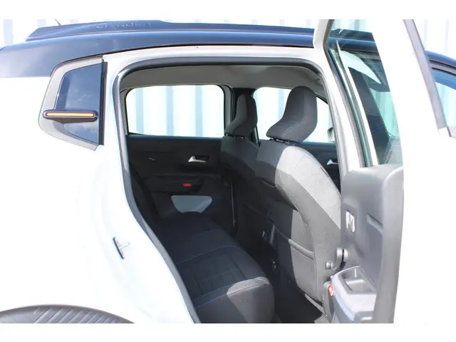 Citroën ë-C3 Plus 113pk 44 kWh 2025 Elektrisch 10