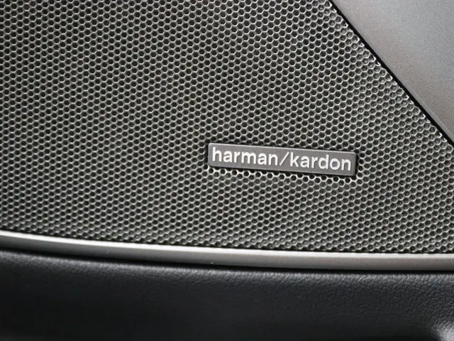 BMW 3 Serie Touring 330e 2025 Hybride Benzine 18