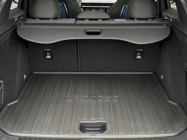 Lynk & Co 01 1.5 Plug-in Hybrid 2025 Hybride Benzine 23