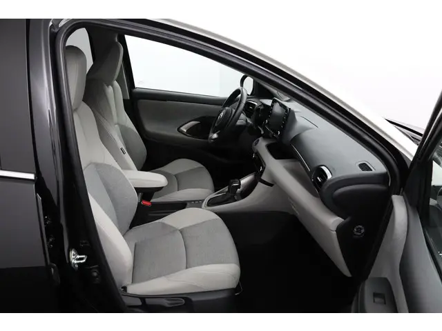 Toyota Yaris 1.5 Hybrid 2021 Hybride Benzine 22