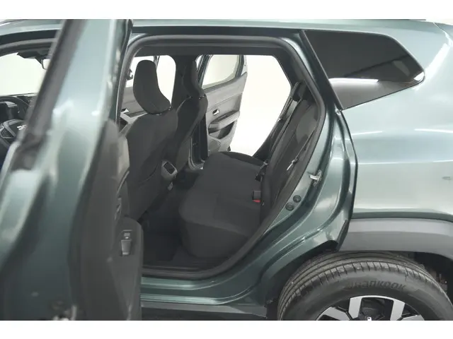 Dacia Duster Mild Hybrid 130 Extreme 2024 Benzine 30