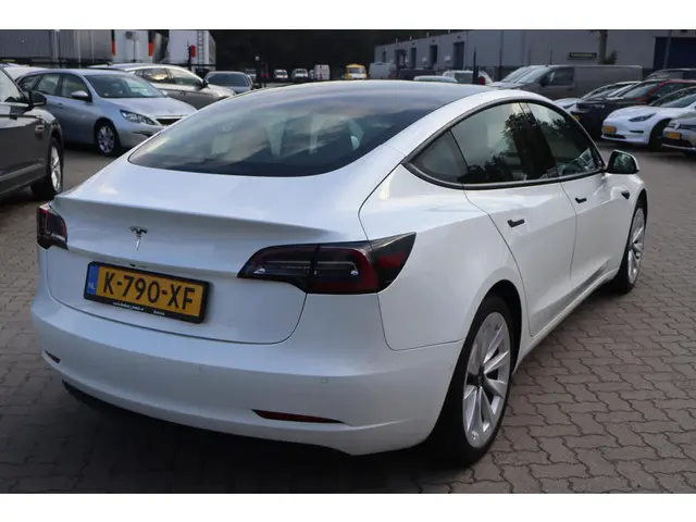 Tesla Model 3 Standard RWD Plus 60 kWh 2021 Elektrisch 7