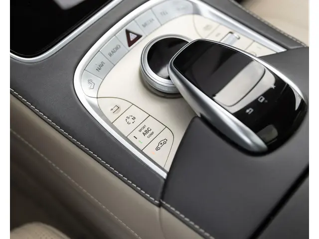 Mercedes-Benz S-Klasse AMG 65 Lang 2016 Benzine 92