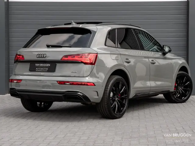 Audi Q5 55 TFSI e S-Line 2021 Hybride Benzine 4