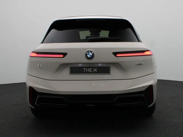 BMW iX xDrive60 2026 Elektrisch 5