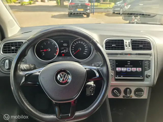 Volkswagen Polo 1.0 BlueMotion,airco,cruise,lm 2017 Benzine 11