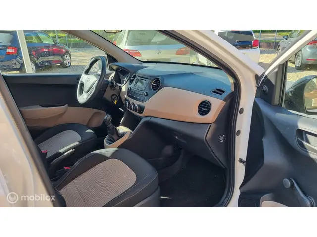 Hyundai i10 1.0i i-Drive 2017 Benzine 5