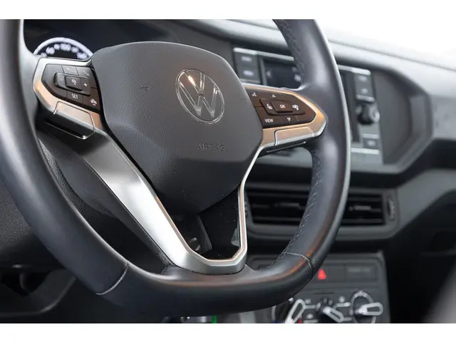 Volkswagen T-Cross 1.0 TSI | CRUISE | AIRCO | PDC . 2023 Benzine 8