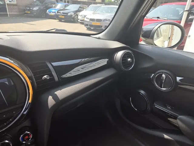 MINI Cooper Mini 1.5 Pepper 2019 Benzine 7