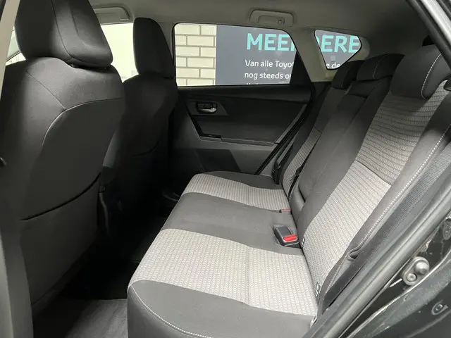 Toyota Auris 1.2T Dynamic 1300kg trekgewicht 2019 Benzine 13