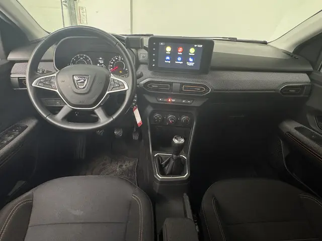 Dacia Sandero Stepway 1.0 TCe 90 Comfort 2023 Benzine 3