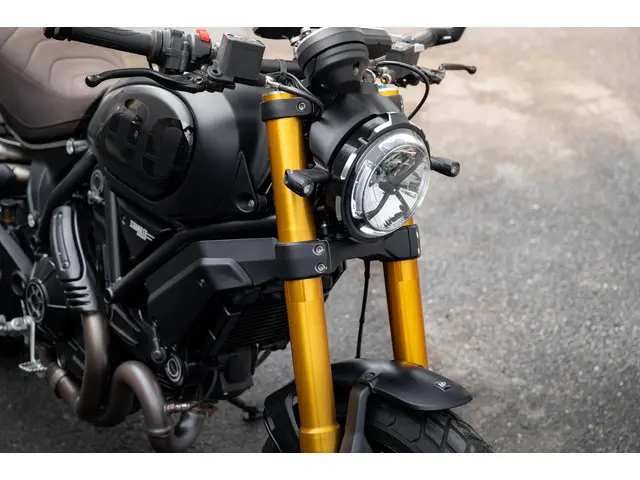 Ducati Scrambler 1100 Sport Pro 2022 Benzine 18