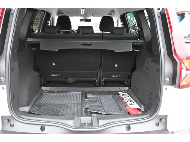 Dacia Jogger 1.0 TCe 100 ECO-G Extreme 5p. 2023 LPG/Gas 34