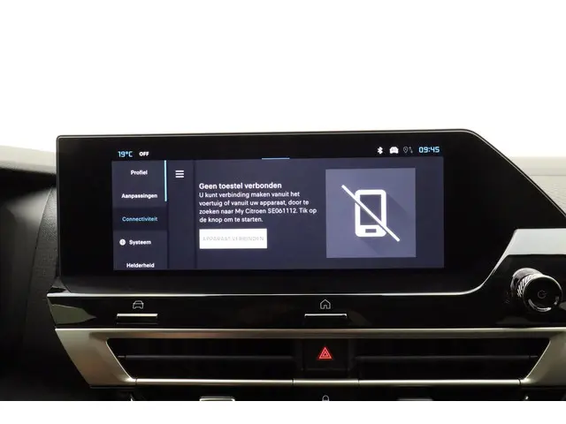 Citroën C4 1.2 Hybrid 145pk Collection 2025 Benzine 24