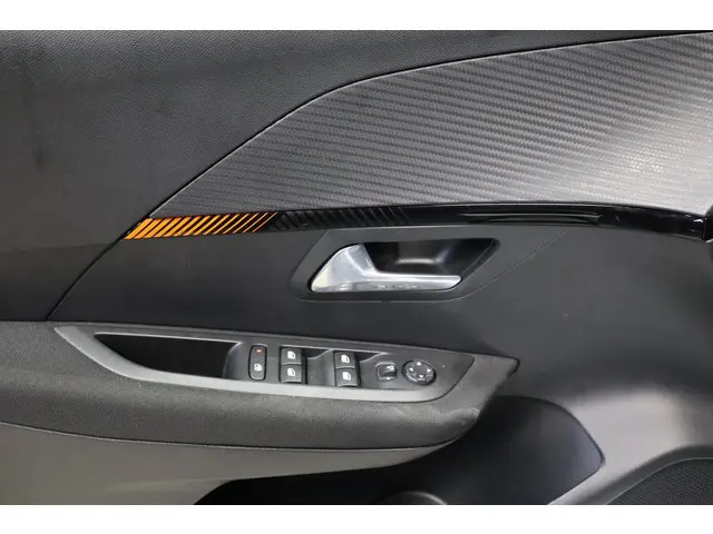 Peugeot 208 1.2 PureTech Active Pack 2022 Benzine