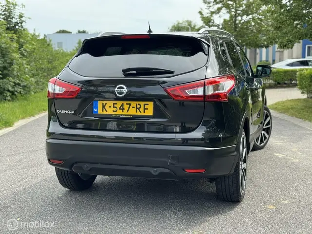 Nissan QASHQAI 1.2 Tekna 2015 Benzine 4
