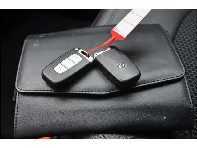 Hyundai ix35 1.6i GDI i-Magine 2013 Benzine 18