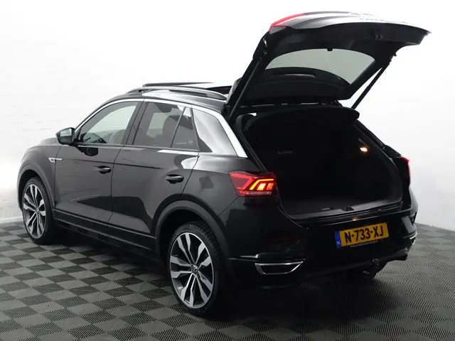 Volkswagen T-Roc 1.5 TSI R-Line+ Aut- 2021 Benzine 40