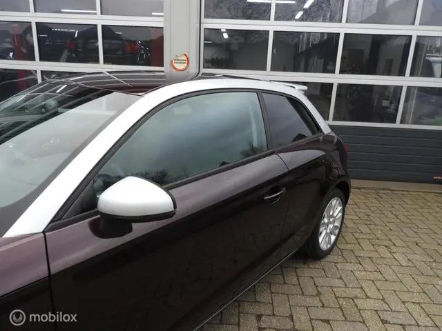 Audi A1 1.2 TFSI Xenon , Leder 2013 Benzine 4