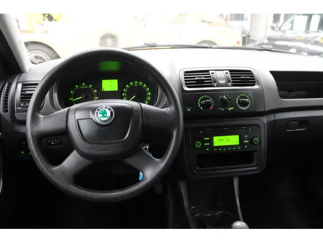 Škoda Fabia 1.2 TSI Arctic 2013 Benzine 9