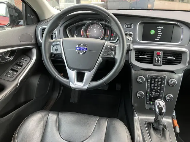 Volvo V40 Cross Country 1.5 T3 Summum 2016 Benzine 19