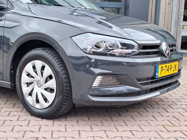 Volkswagen Polo 1.0 MPI Trendline 2018 Benzine 37