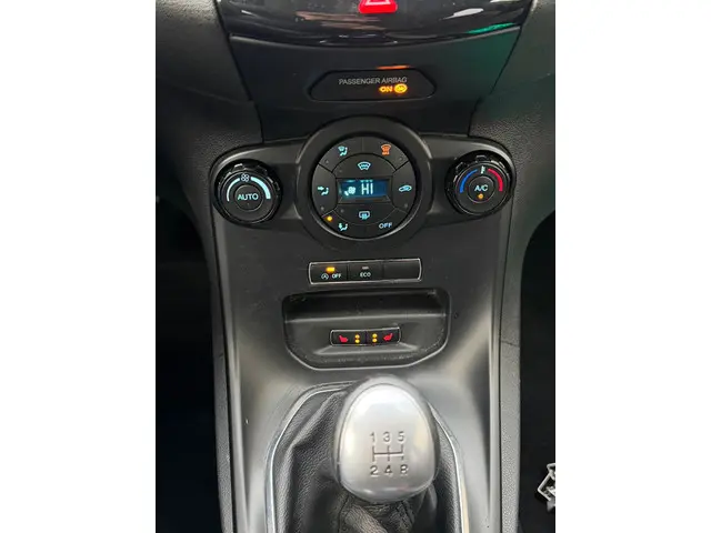 Ford Fiesta 1.0 EcoBoost ST Line 2017 Benzine 10