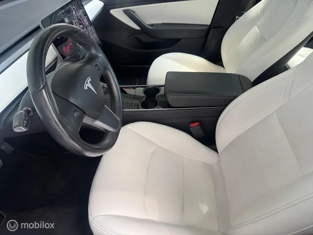 Tesla Model 3 Long Range AWD 75 kWh 2020 Elektrisch 11