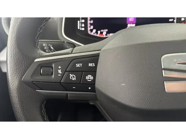 SEAT Ibiza 1.0 EcoTSI 95pk 4.OH! Edition 2023 Benzine 19