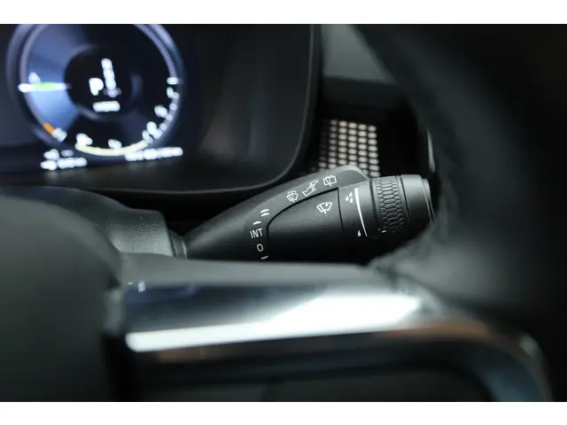 Volvo XC40 T5 Recharge R-Design 2022 Hybride Benzine 13