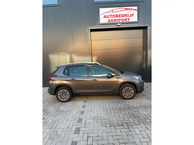 Peugeot 2008 3