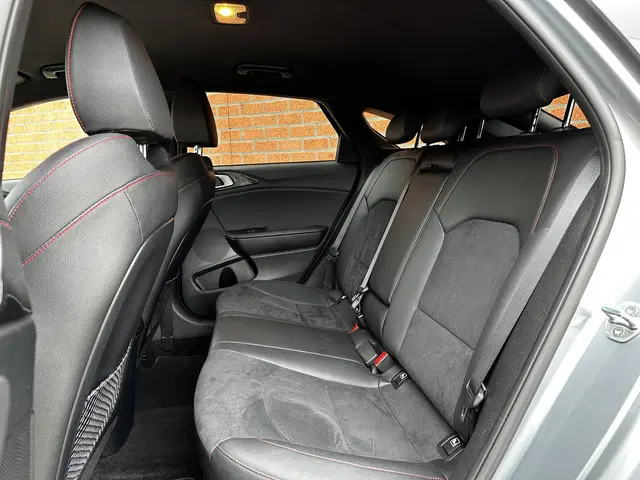 Kia ProCeed 1.6 T-GDi 204pk Automaat GT 2021 Benzine 19