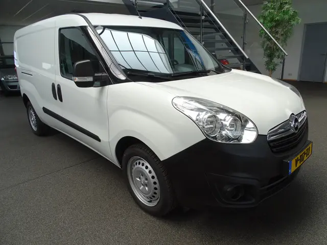 Opel Combo 1.3 CDTi L2H1 Edition 2018 Diesel 6