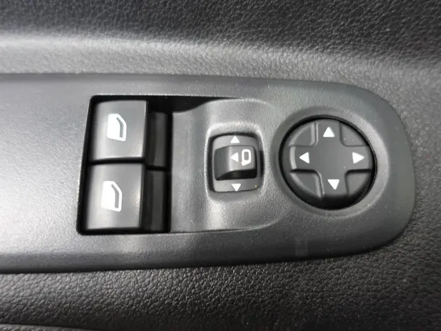 Opel Combo 130PK Automaat L1H1 2023 Diesel 11