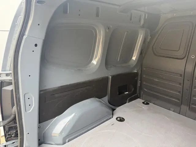 Nissan Townstar N-Connecta 1.3 130PK 2022 Benzine 13