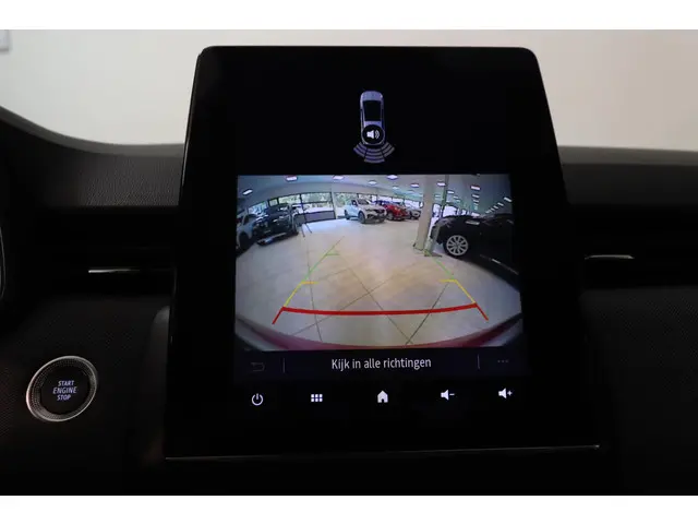 Renault Clio 1.0 TCe 90 GPF techno 2024 Benzine 12