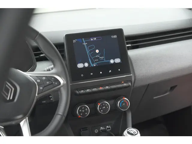 Renault Clio TCe 90 GPF Evolution 2024 Benzine 50