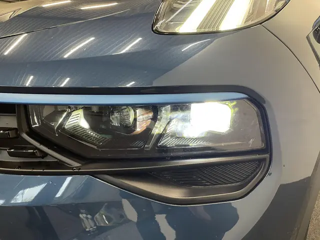 Lynk & Co 01 1.5 2022 Hybride Benzine 35