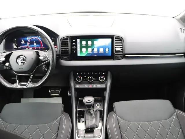 Škoda Karoq 1.5 TSI ACT Sportline Business 2023 Benzine 12