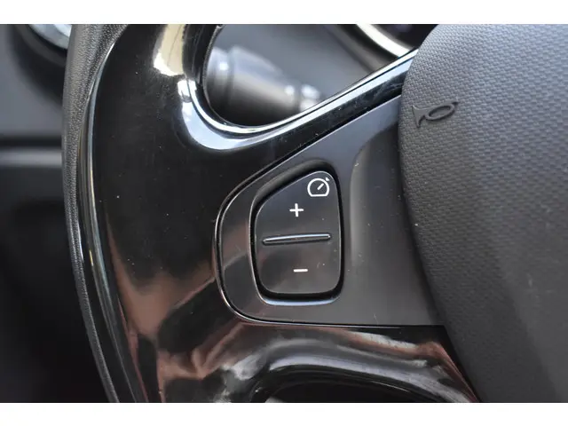 Renault Captur TCe 120 EDC Dynamique 2014 Benzine 20