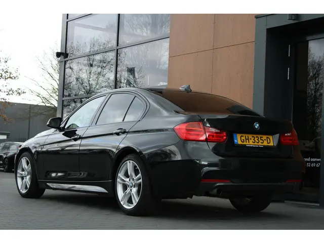BMW 3 Serie 316i M-Sport | Xenon | Navi prof. 2015 Benzine 9