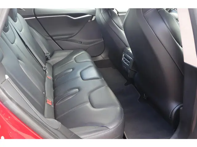 Tesla Model S 100D 2017 Elektrisch 17