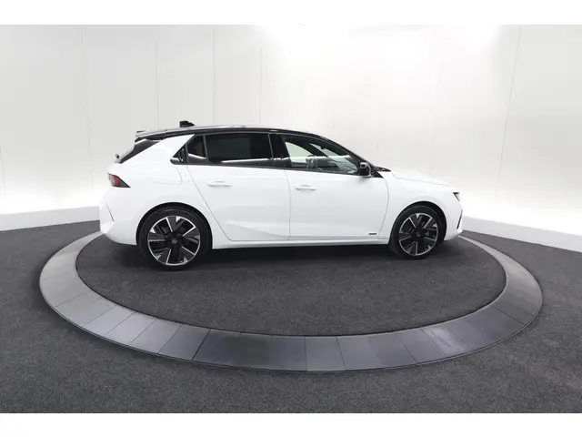 Opel Astra Electric 54 kWh GS Ultimate 2023 Elektrisch 9