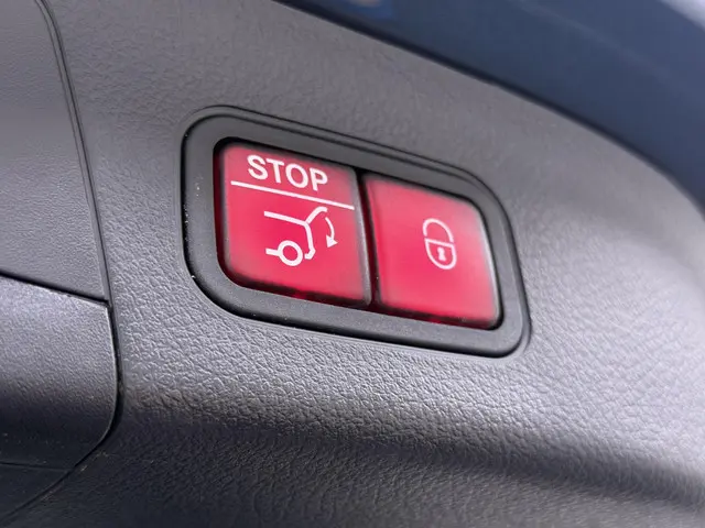 Mercedes-Benz EQA 250 AMG Line 67 kWh 2022 Elektrisch 12