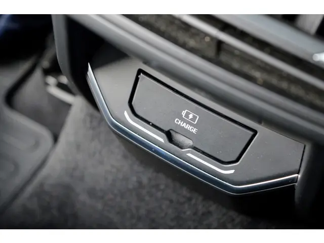 Lynk & Co 01 1.5 2021 Hybride Benzine 31