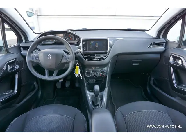 Peugeot 208 1.2 PureTech Blue Lion 2017 Benzine 5